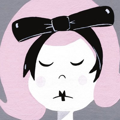 bow in hair